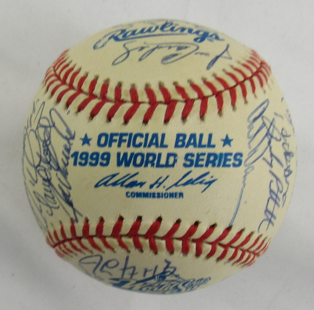 1999 New York Yankess Team Signed Rawlings Baseball PSA/DNA LOA B85569 Derek Jeter