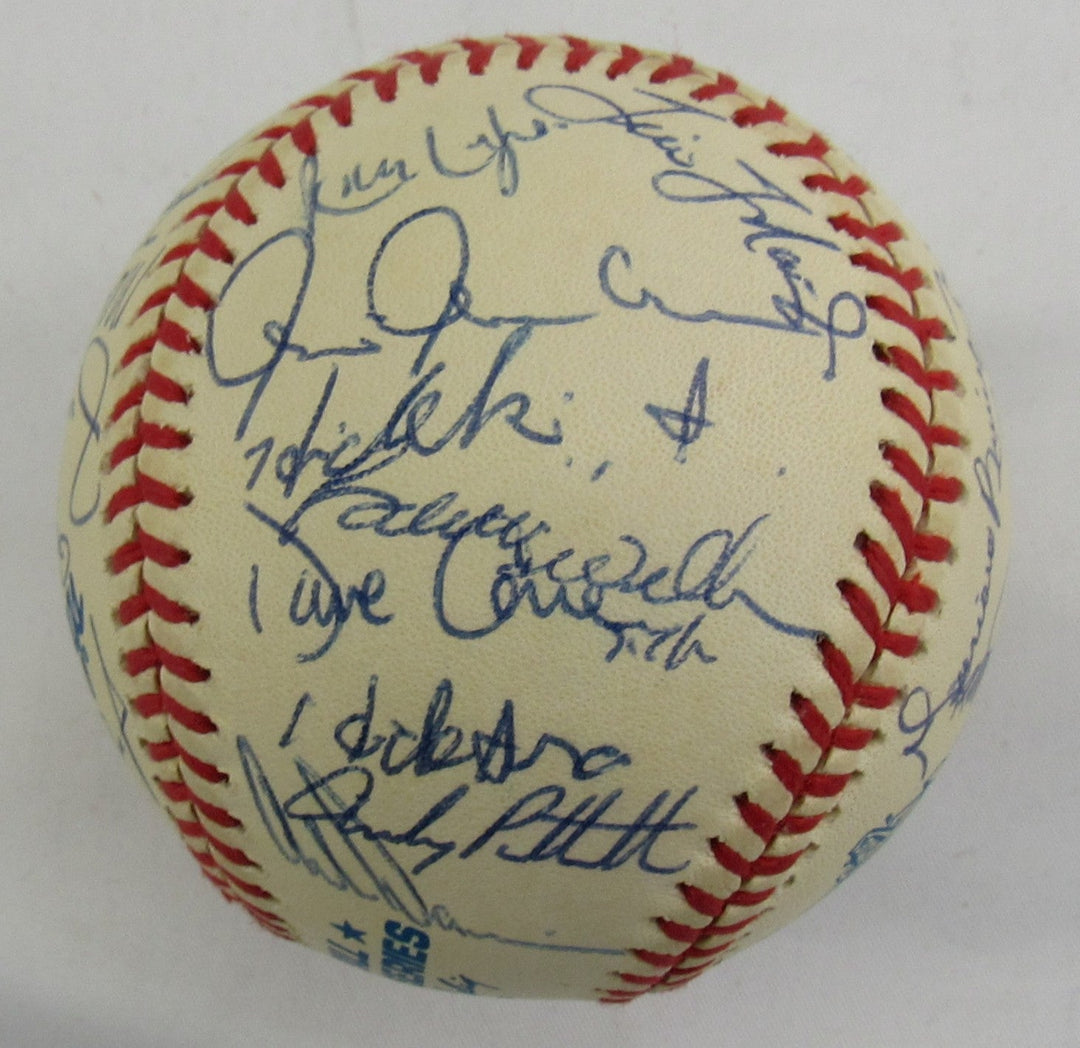 1999 New York Yankess Team Signed Rawlings Baseball PSA/DNA LOA B85569 Derek Jeter
