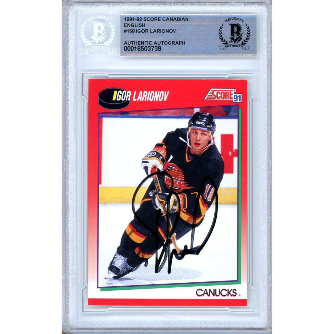 Igor Larionov Vancouver Canucks Signed 1991-92 Score Hockey Card BAS Auth Auto Slab