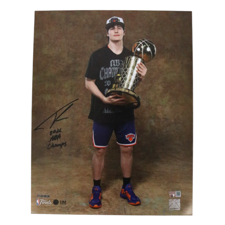 Tyler Kolek New York Knicks Autographed Inscribed 11x14 Photograph with Trophy CX Auth