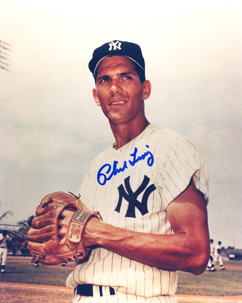 Phil Linz New York Yankees Signed Vintage 8x10 Photo (SC)