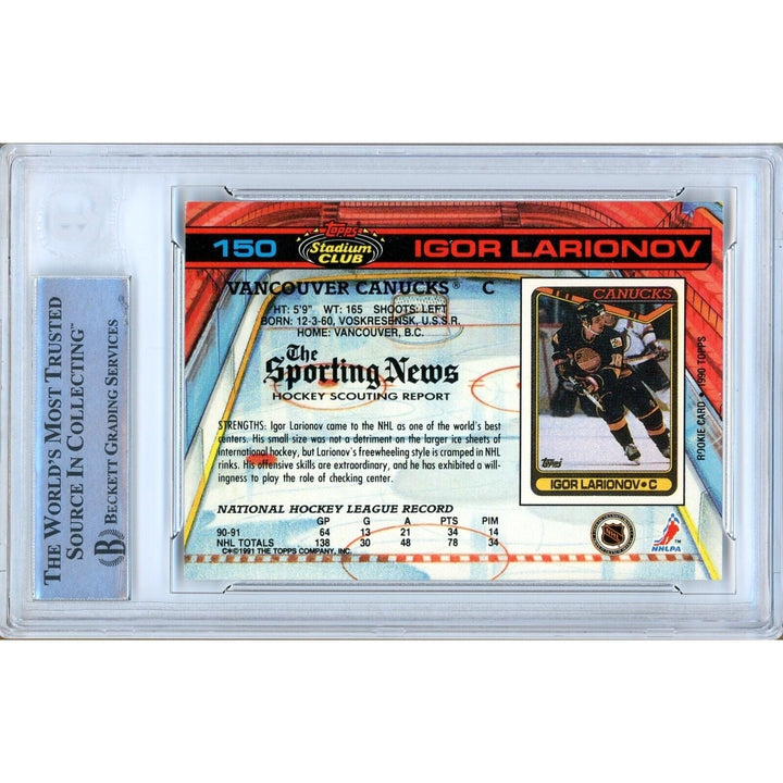 Igor Larionov Vancouver Canucks Signed 1991-92 Stadium Club Card BAS Auth Auto Slab
