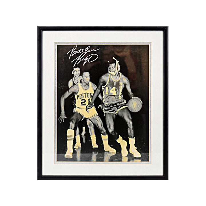 Oscar Robertson Cincinnati Royals Autographed and Framed 11x14 Photograph -Toning on Photograph (Brandon Steiner LOA)