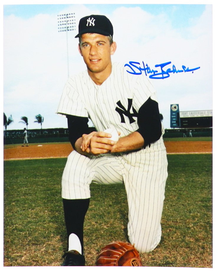 Stan Bahnsen New York Yankees Signed 8x10 Photo (Sportscards.com COA)