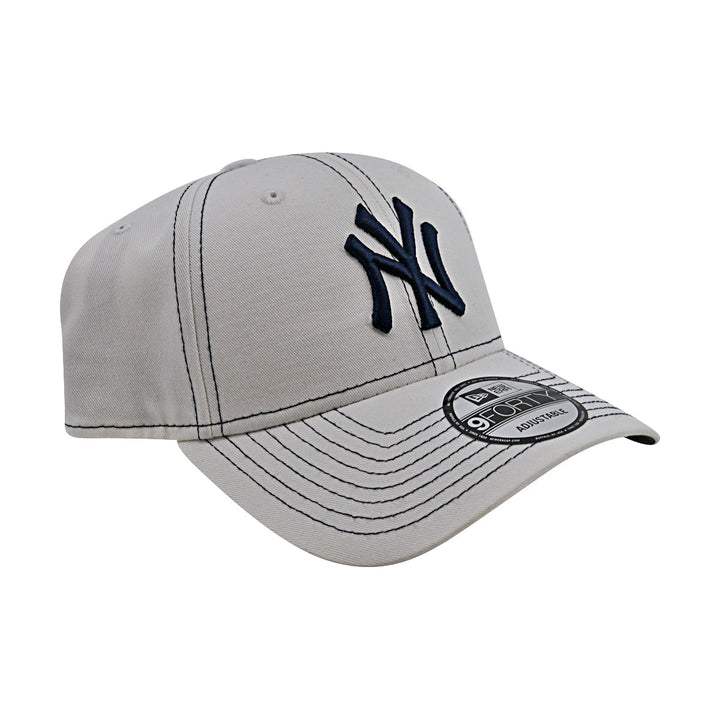 New York Yankees New Era Baseball Hat Cap 9FORTY White Neyyan Adjustable 