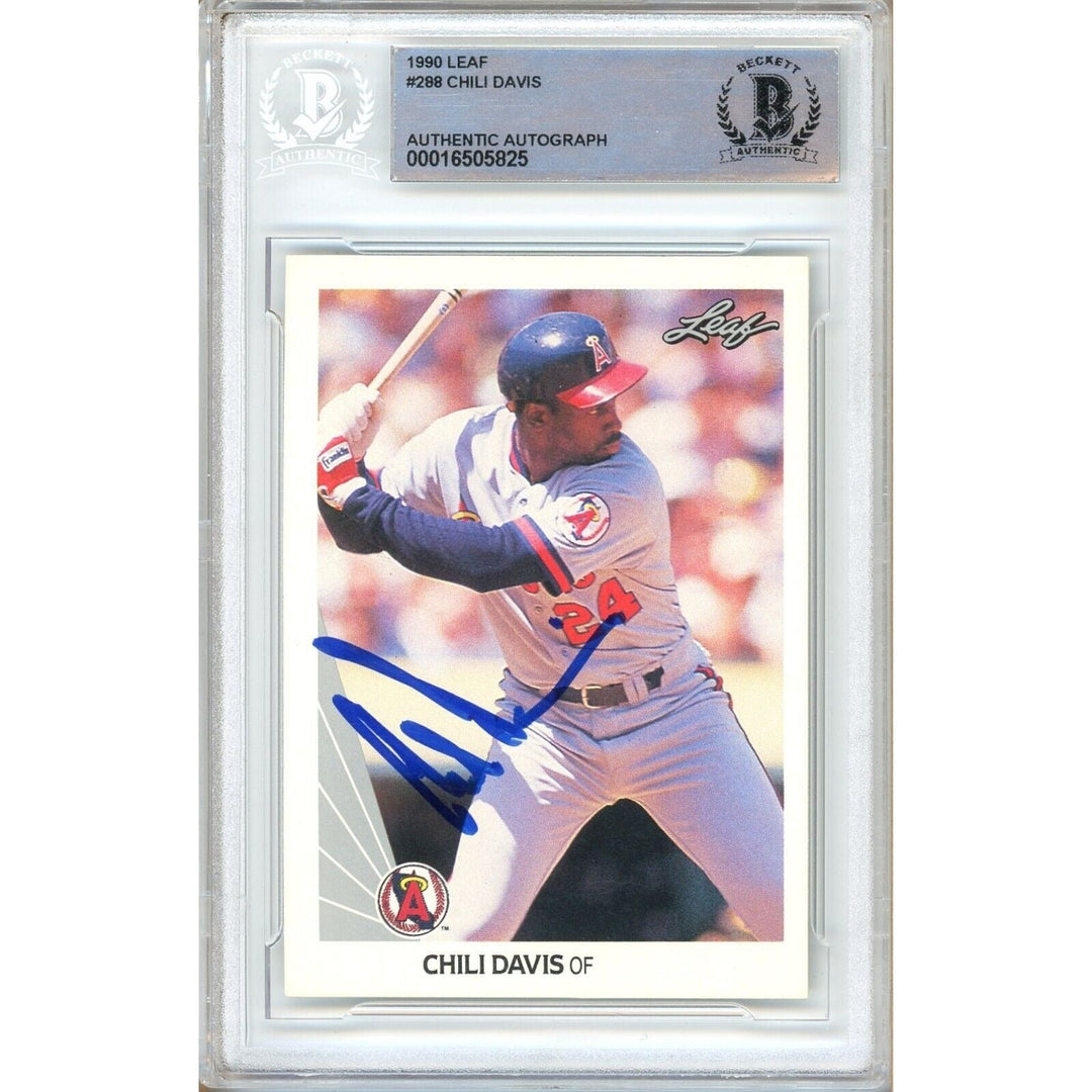 Chili Davis Los Angeles Angels Signed 1990 Leaf Baseball Card Beckett Auth Auto Slab
