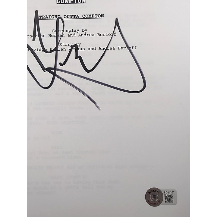 DJ Yella Signed N.W.A. 'Straight Outta Compton' Full Movie Script Beckett Authentic Cert