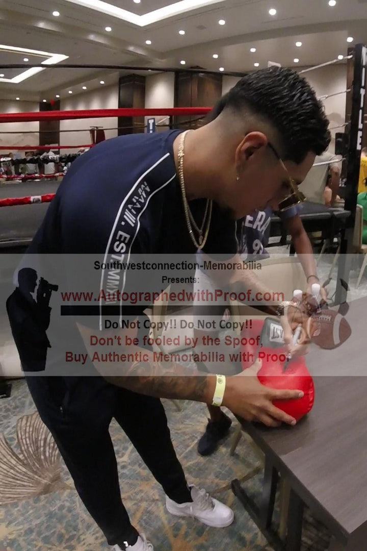 Fernando Vargas Jr. Autographed Everlast Red Boxing Glove Proof Photo Beckett Certified