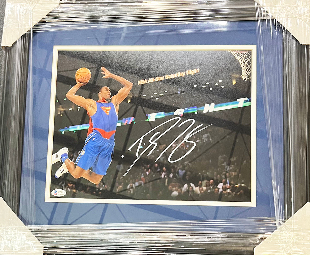 Dwight Howard Signed Superman Dunk Framed 11x14 Basketball Photo (Beckett)