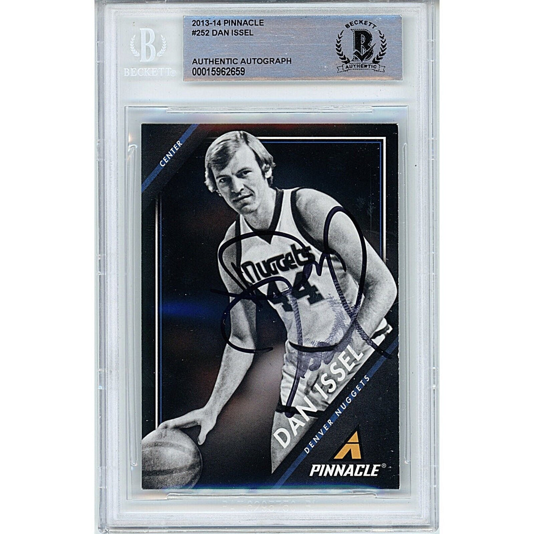 Dan Issel Denver Nuggets Signed 2013-14 Pinnacle Basketball Card Beckett Auth Auto Slab