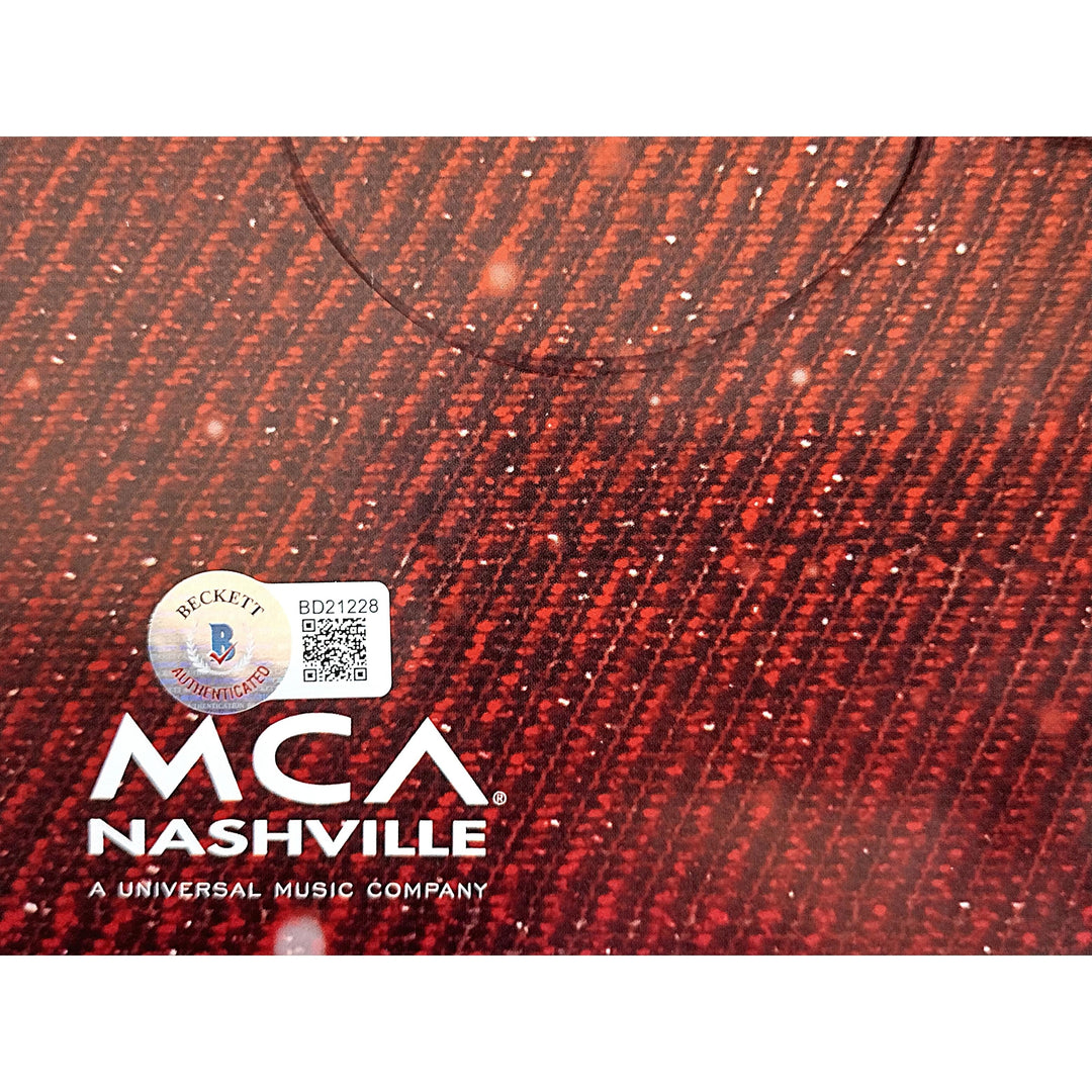 Reba McEntire Signed 36x24 Inch Poster Country Music TV Star Beckett Authentic Auto COA