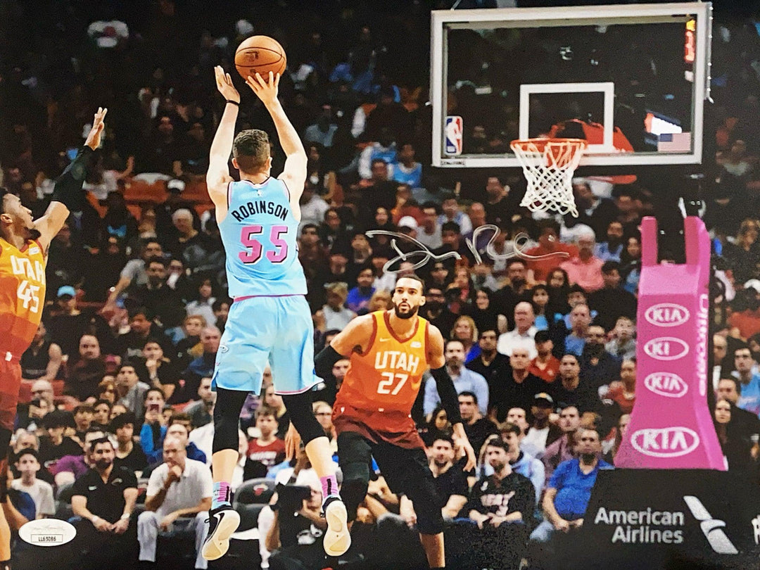 Duncan Robinson Signed Miami Heat 11x14 vs Utah Photo (JSA)