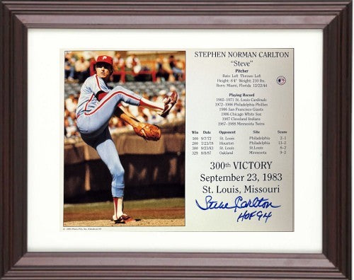 Steve Carlton signed Phillies MLB 300th Victory 8x10 Photo/Card HOF Framed - COA
