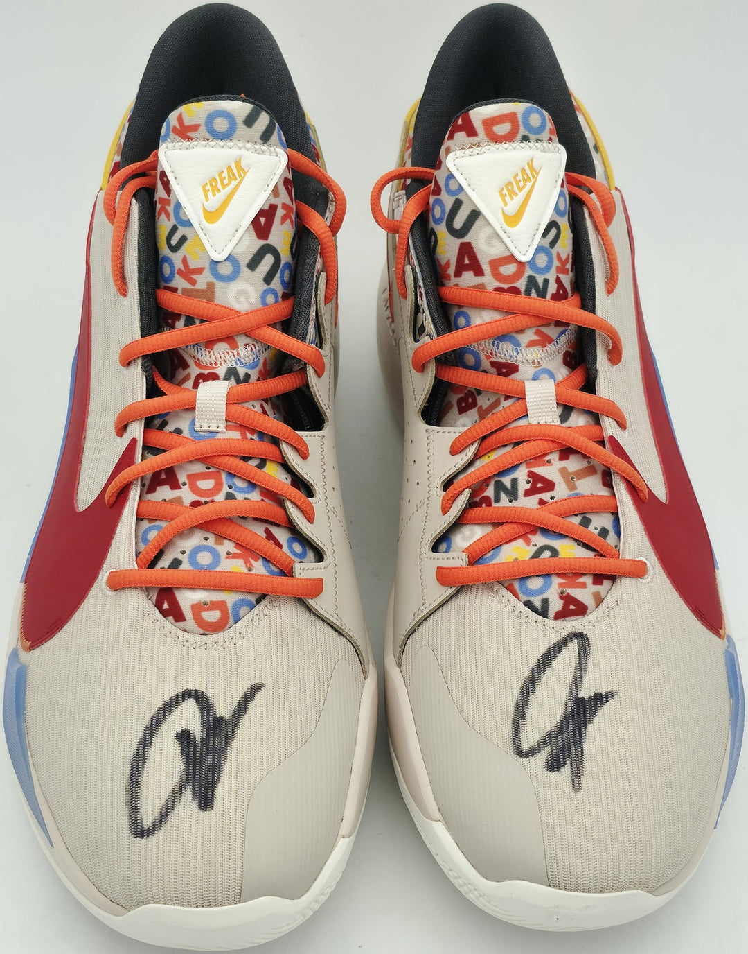Giannis Signed PE Promo Nike Zoom Freak 5 Shoes Size 16 BAS Witness
