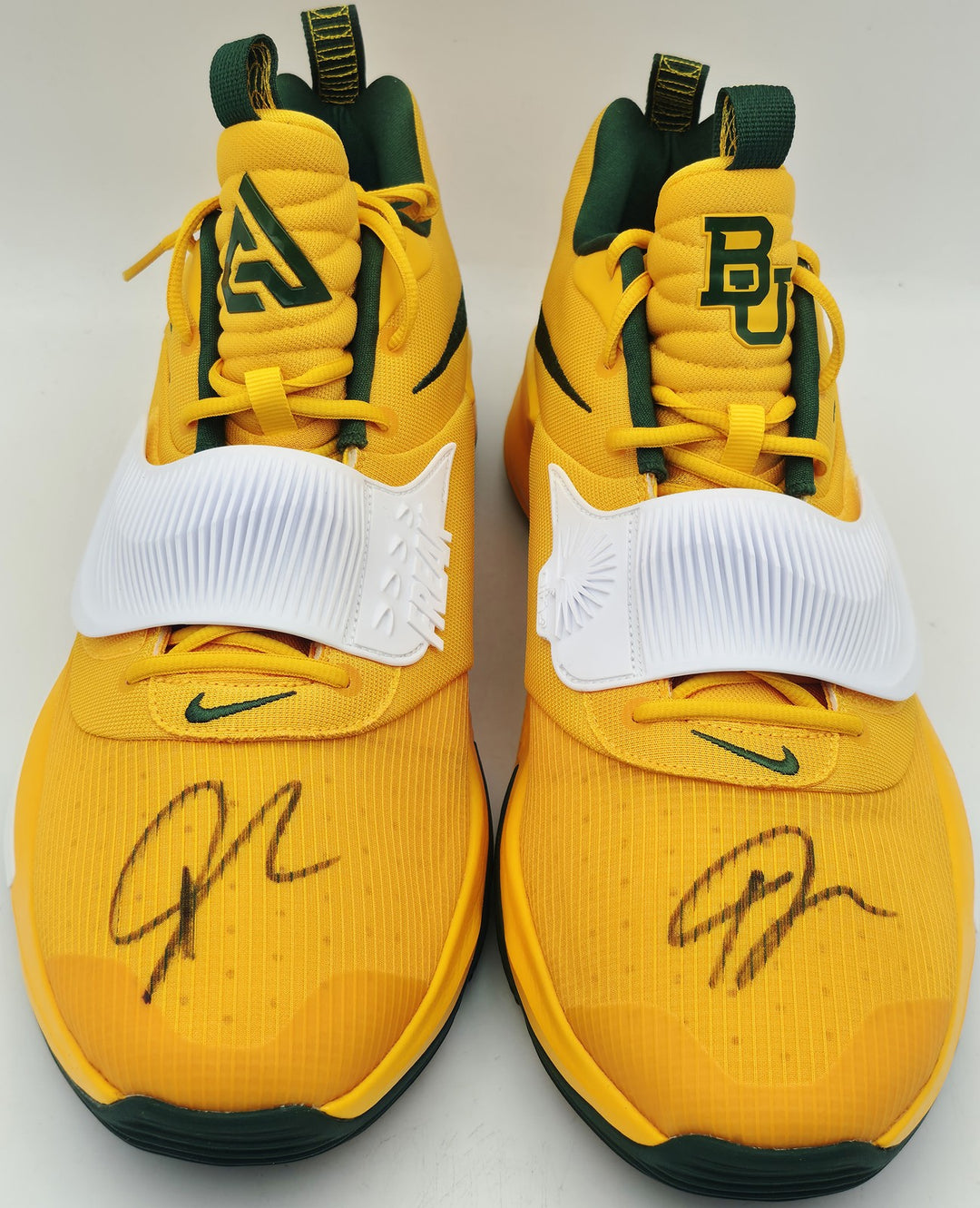 Giannis Auto 2021 (PE) Promo Baylor Nike Zoom Freak 3 Game Shoes Size 17 Beckett