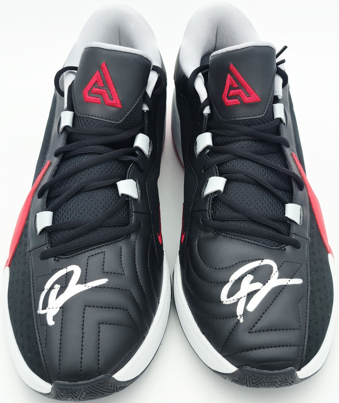 Giannis Signed 2023 PE Promo Nike Zoom Freak 5 Shoes Size 17 BAS Witness