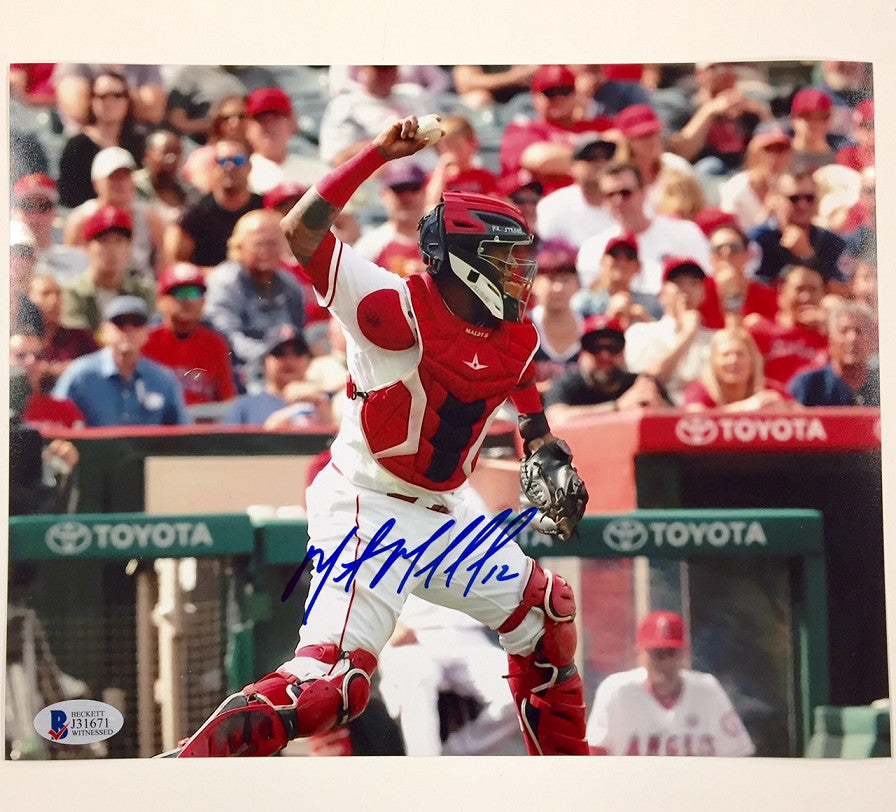 MARTIN MALDONADO Autograph ANGELS Signed 8x10 Photo B w/ Beckett Witness BAS COA