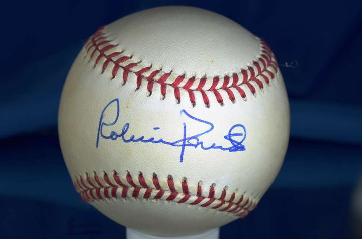 Robin Roberts Psa/dna Certed National League Autograph Baseball Authentic Signed
