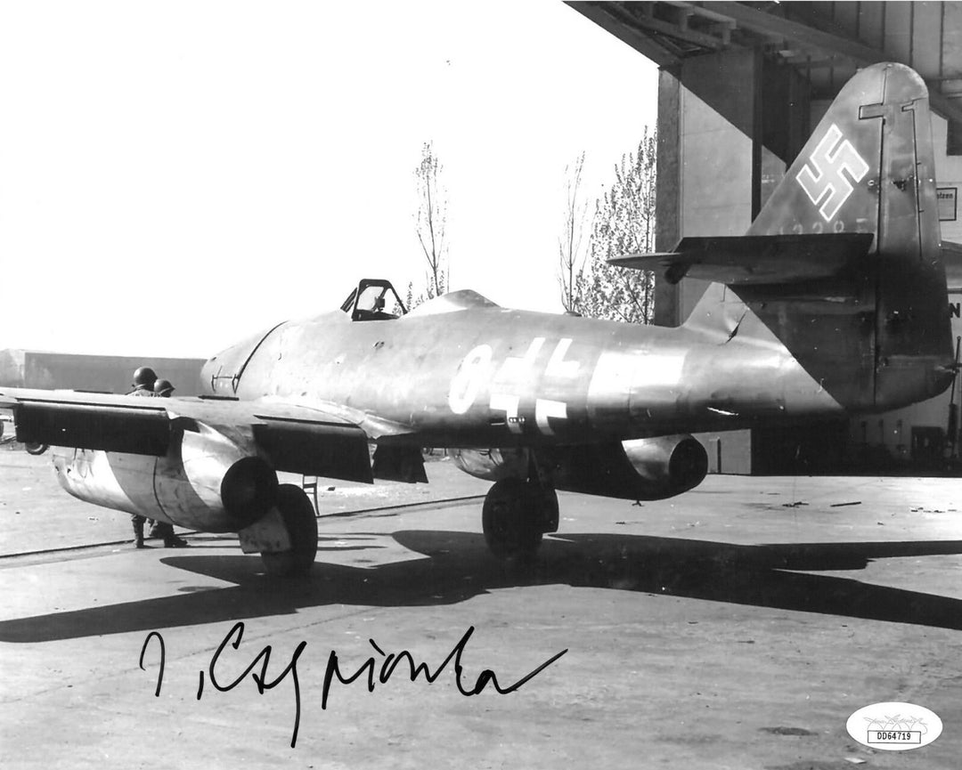 Jorg Czypionka signed WWII German ME-262 Luftwaffe Pilot 8x10 Photo - JSA Holo