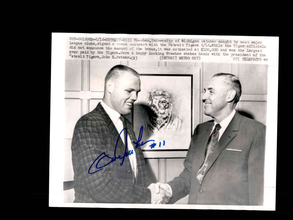 Bill Freehan PSA DNA Signed 8x10 Original 1961 Wire Photo Tigers Autograph