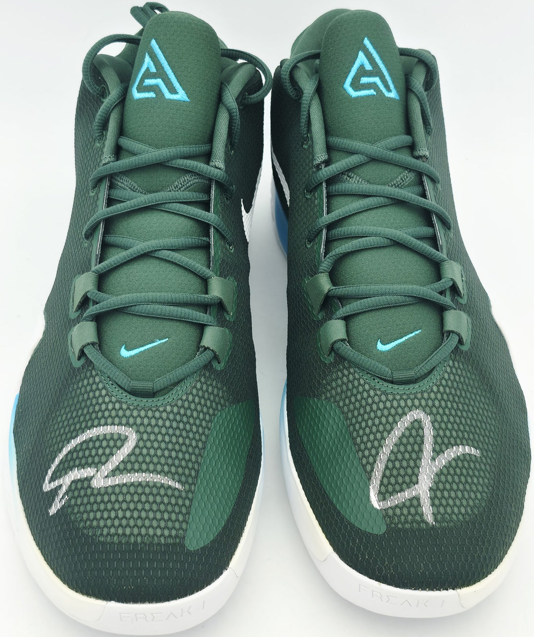 Giannis Signed 2021 PE Promo Nike Zoom Freak 3 Shoes Size 17 BAS Witness