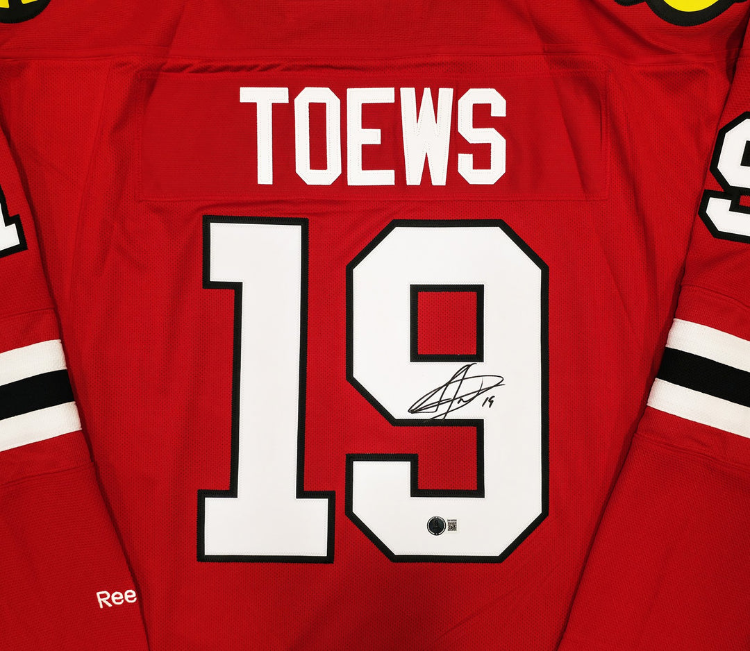 Blackhawks Jonathan Toews Signed Red Reebok Premier Jersey Size XL Beckett Wit