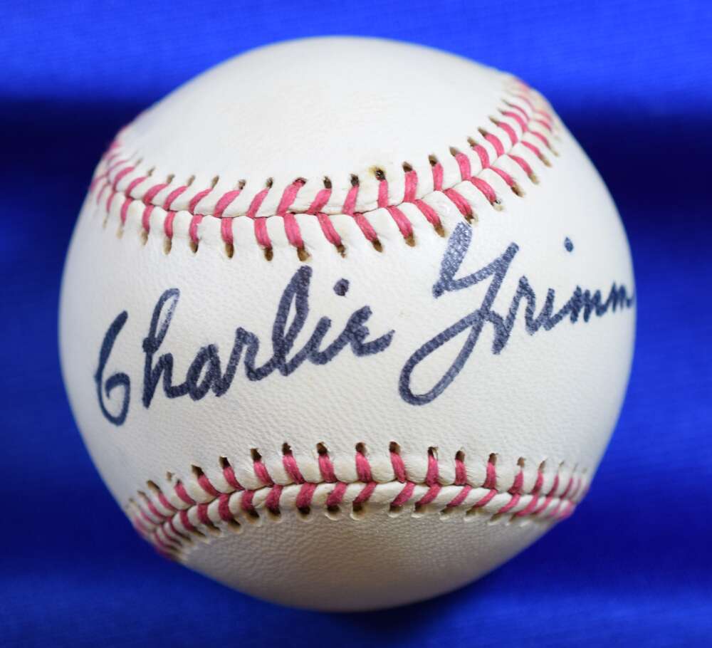 Charlie Grimm Beckett BAS Autograph Major League Signed Baseball