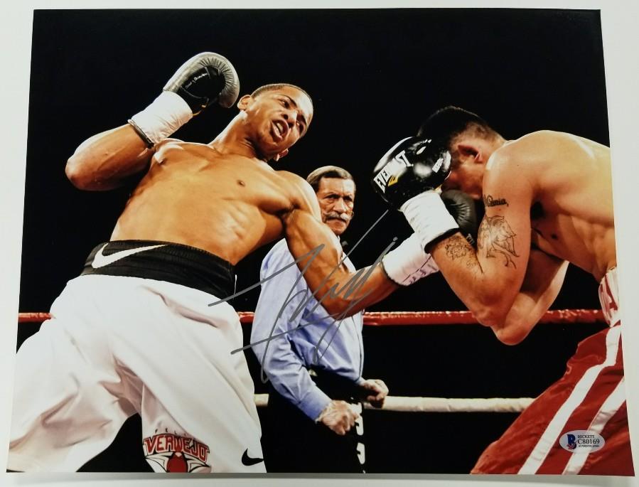 FELIX VERDEJO Signed 11x14 Photo Auto El Diamante Boxer (C)~ Beckett BAS COA