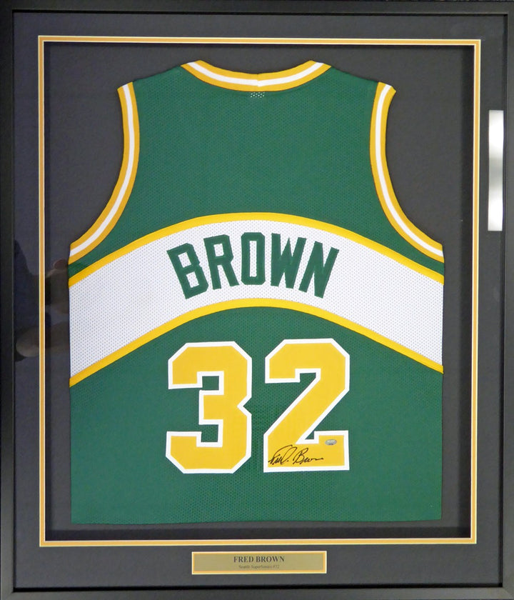 Seattle Sonics "Downtown" Fred Brown Signed Framed Green Jersey MCS Holo