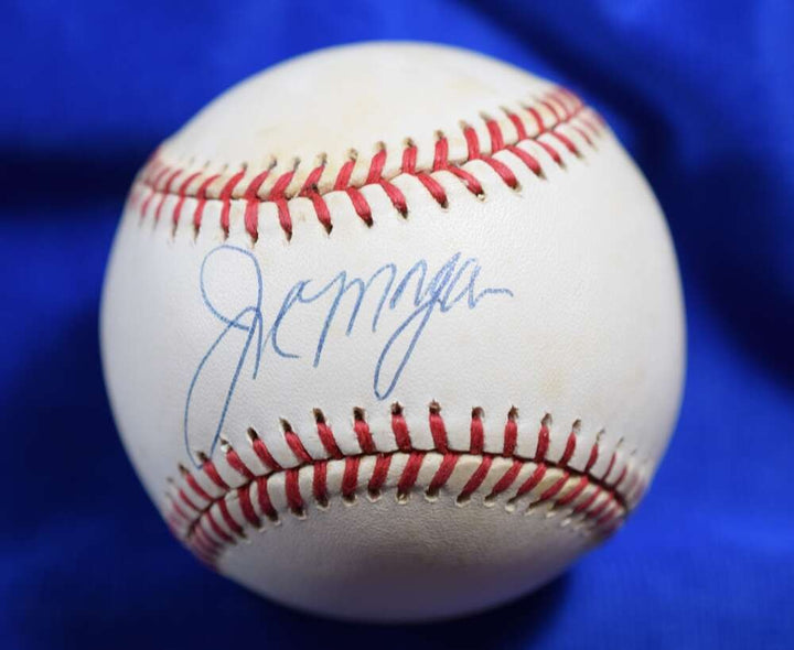 Joe Morgan Beckett BAS Autograph National League ONL Signed Baseball