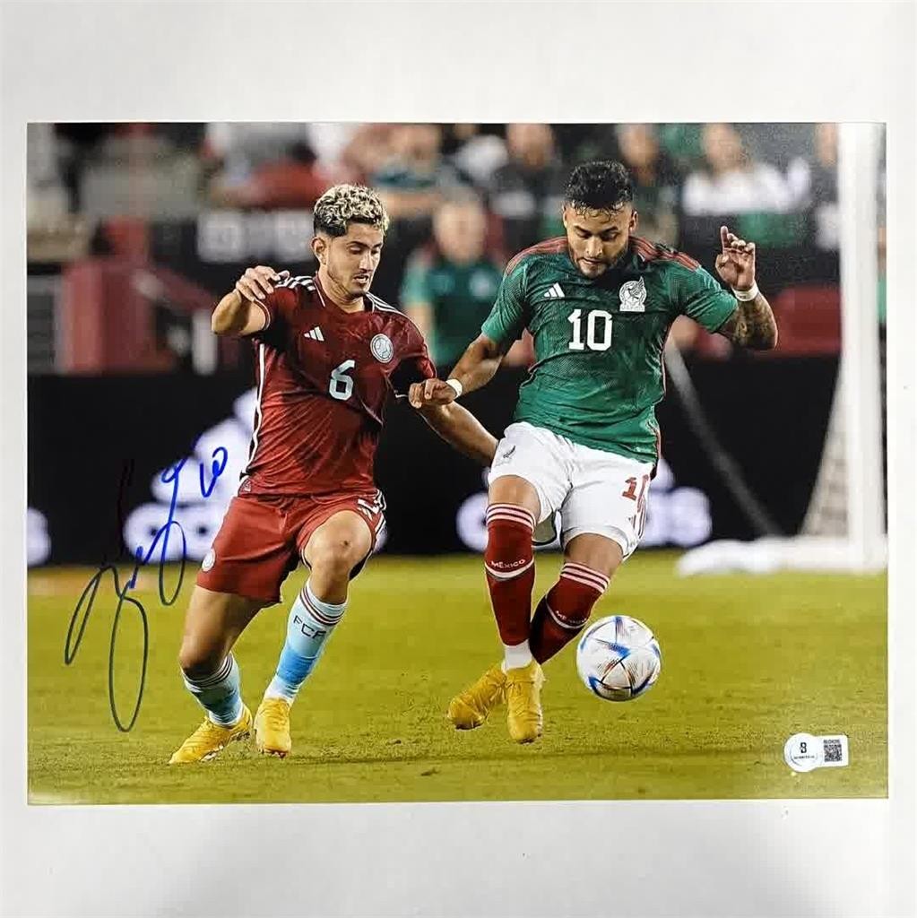 Alexis Vega signed Mexico 11x14 photo autograph Guadalajara ~ Beckett BAS