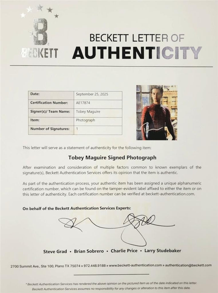 Tobey Maguire signed Spider-Man 11x14 photo autograph (B) ~ Beckett BAS