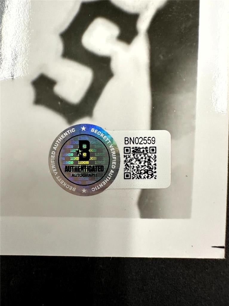 Bill Mazeroski signed Pittsburgh Pirates 8x10 Photo autograph ~ Beckett BAS