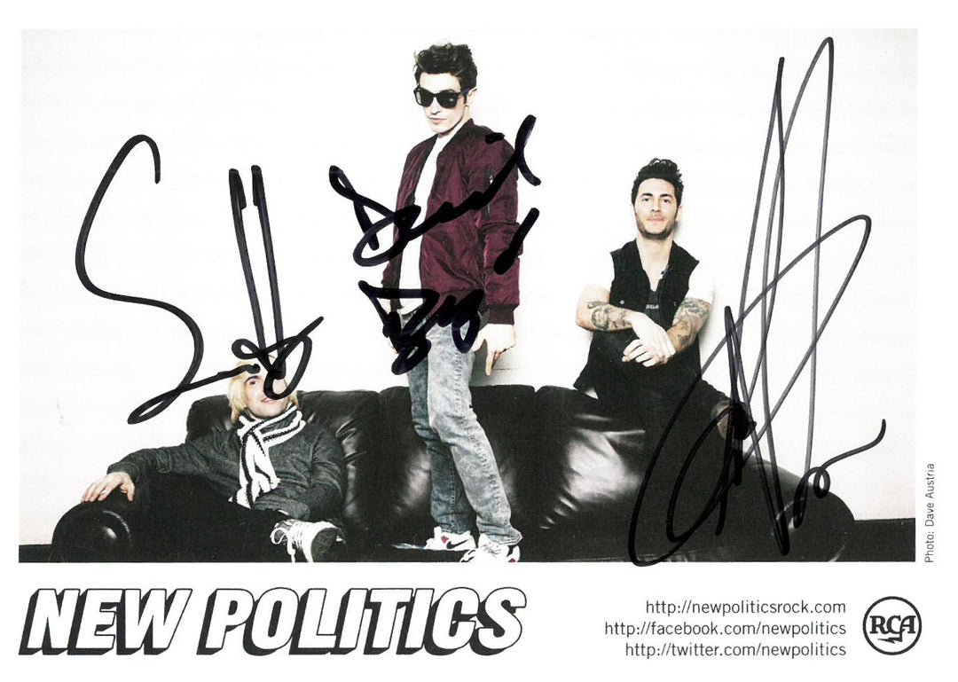 New Politics Rock Band signed 5x7 Photo – COA (David Boyd/Hansen/Vecchio/Danish)