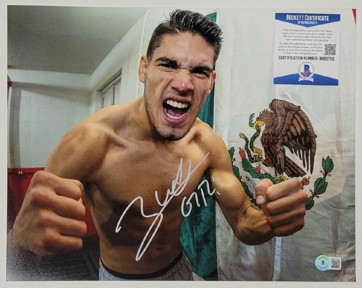 Gilberto Ramirez signed 11x14 Photo WBO Boxing Champ Auto (F) ~ Beckett BAS COA