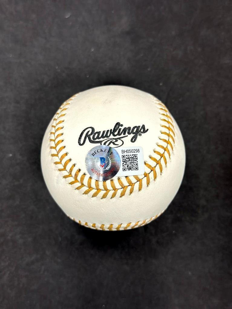 Johnny Bench signed "HOF 89" Gold Glove GG Baseball autograph Beckett BAS