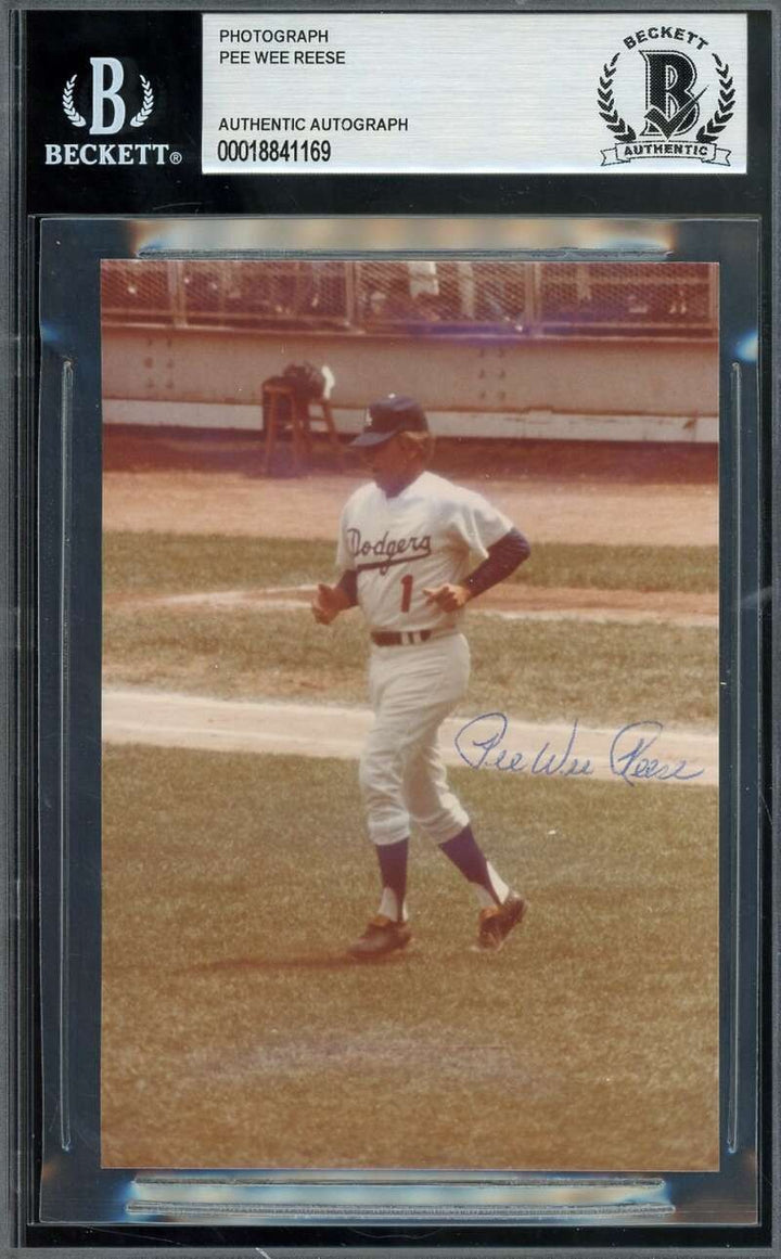 Pee Wee Reese Beckett BAS Signed Original 4x5 Photo Dodgers Autograph