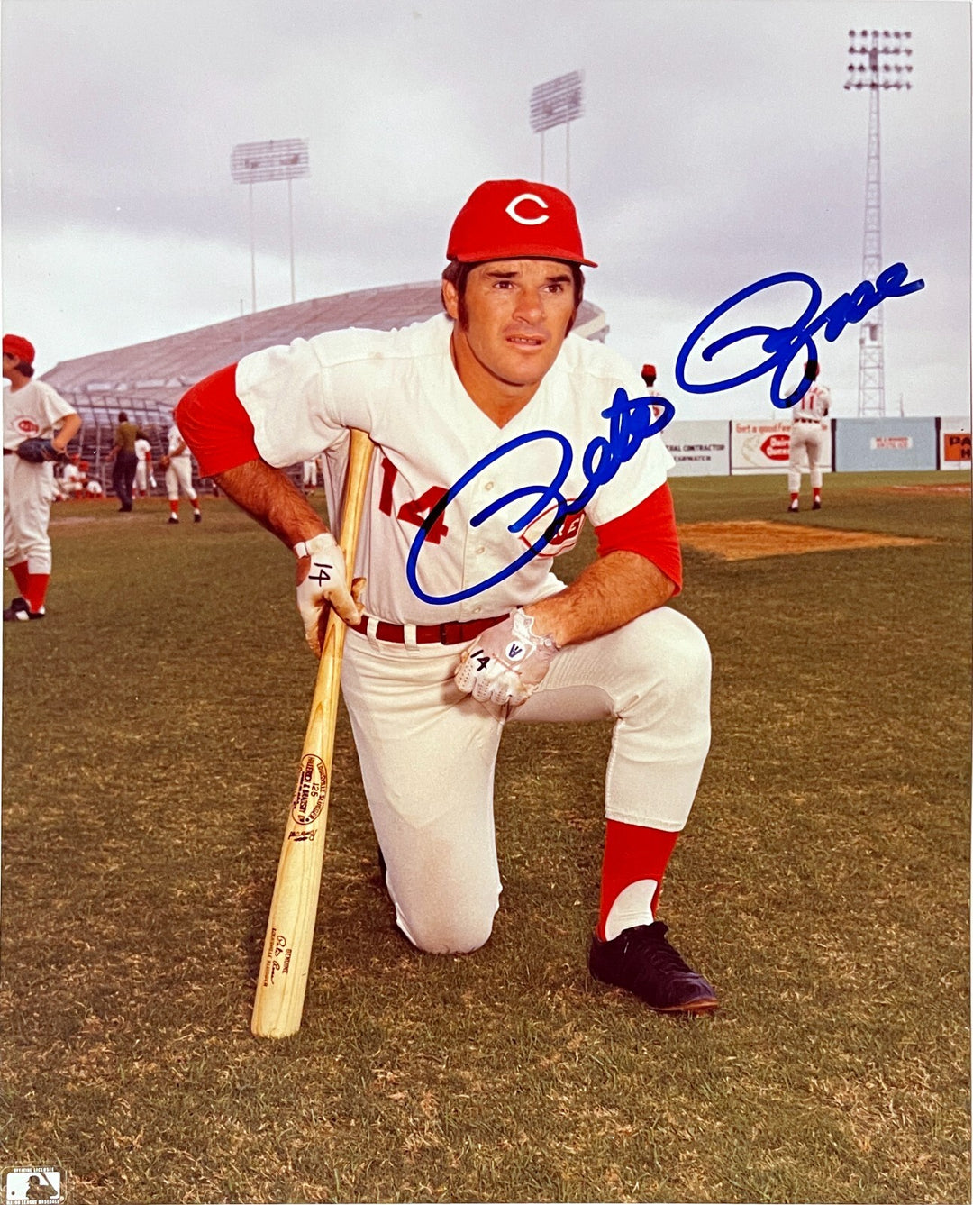 Pete Rose signed Cincinnati Reds MLB 8x10 Photo- Tuff Stuff LOA (HIT KING/4256)