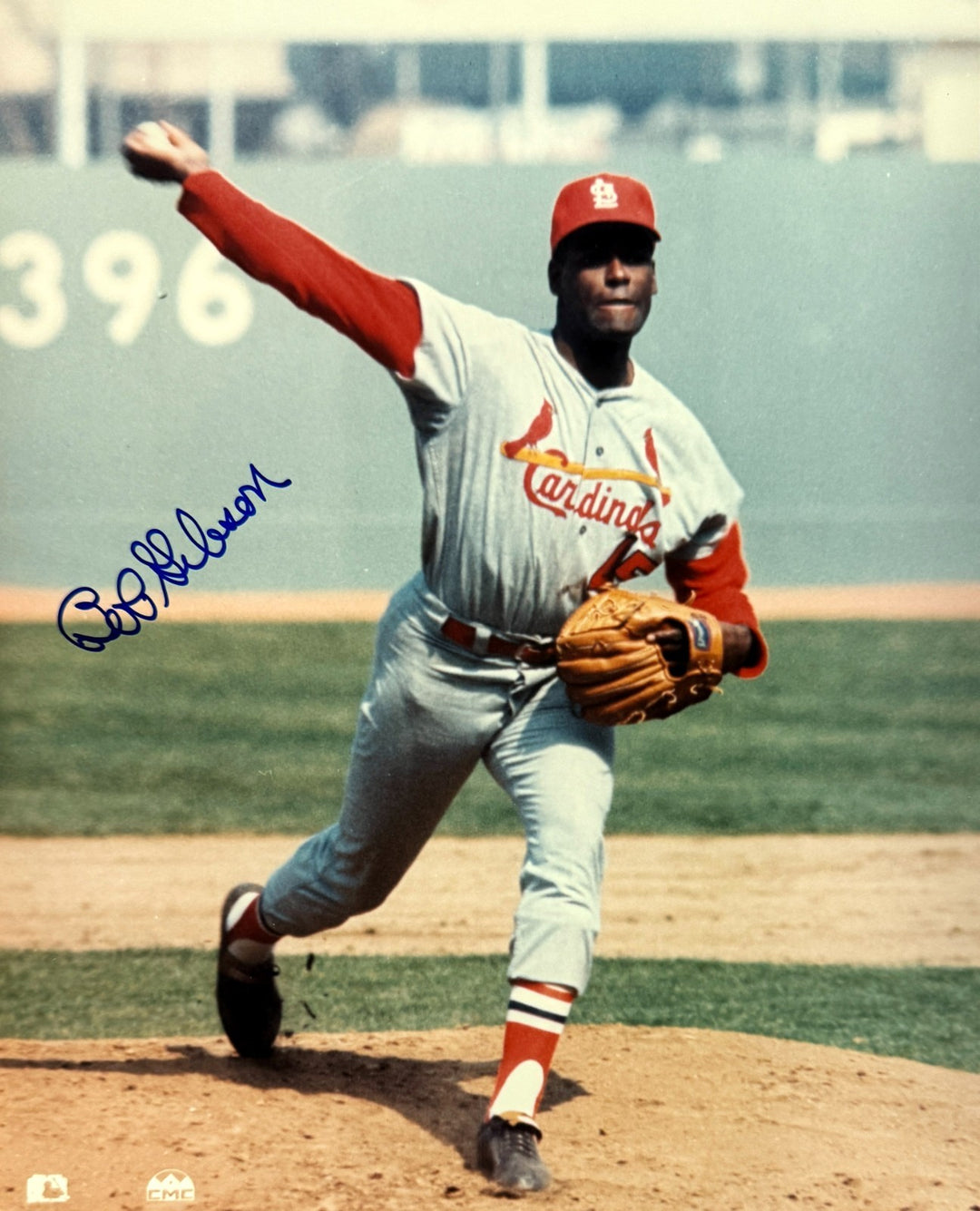 Bob Gibson signed St. Louis Cardinals 8x10 Photo minor dings- Tuff Stuff COA