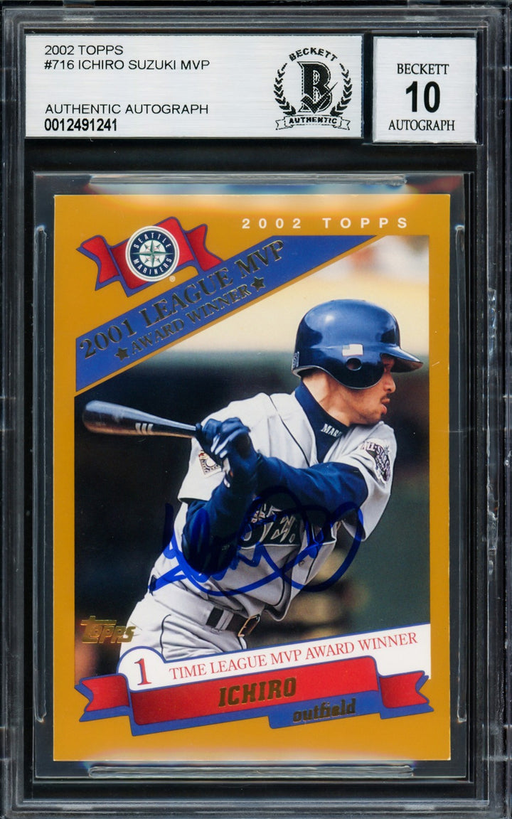 Ichiro Suzuki Signed 2002 Topps Card 716 Seattle Mariners Auto GM 10 Beckett