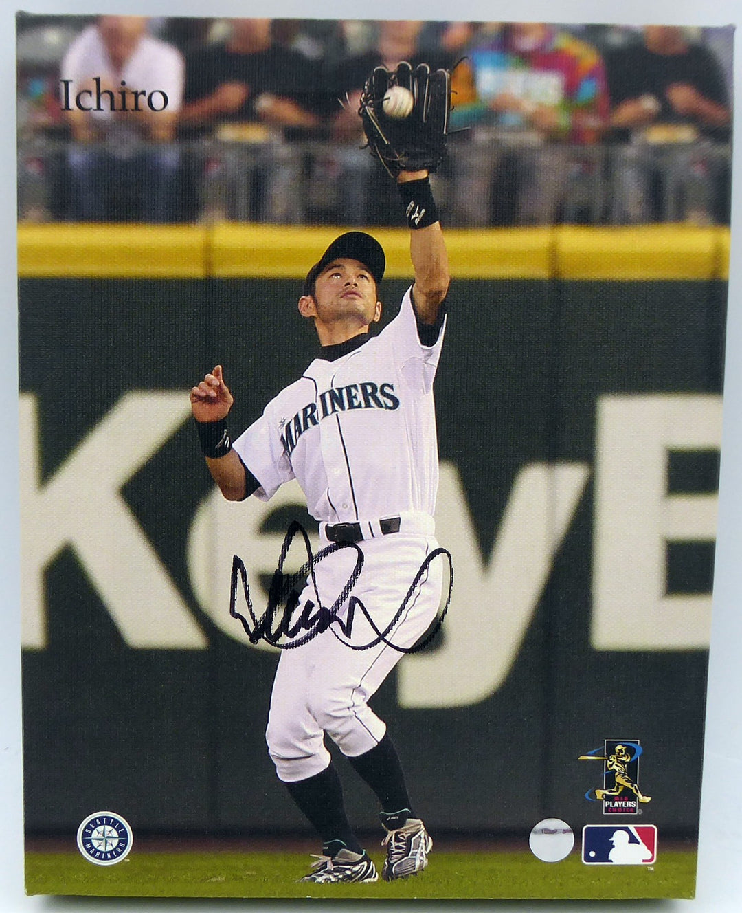 Ichiro Suzuki Signed 7.5x9.5 Stretched Canvas Photo Seattle Mariners IS Holo