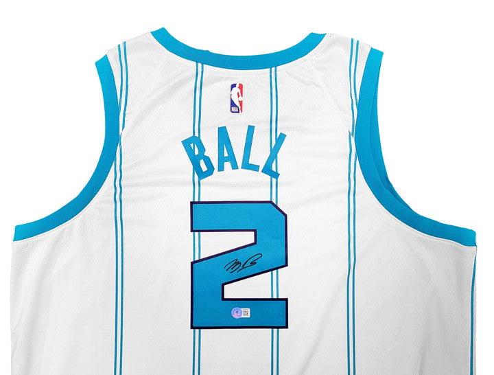 Charlotte Hornets LaMelo Ball Signed White Nike Swingman Jersey Size XXL Beckett
