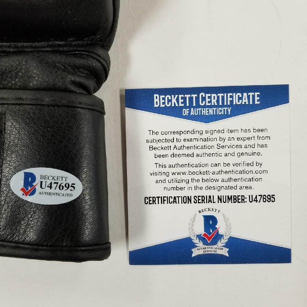 Fabricio Werdum "The Champ" signed UFC Glove MMA Autograph ~ Beckett BAS COA