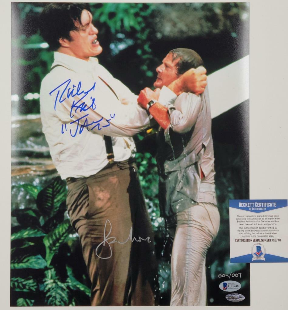 Richard Kiel ROGER MOORE Signed James Bond 11x14 Photo #'ed /007 Beckett BAS COA