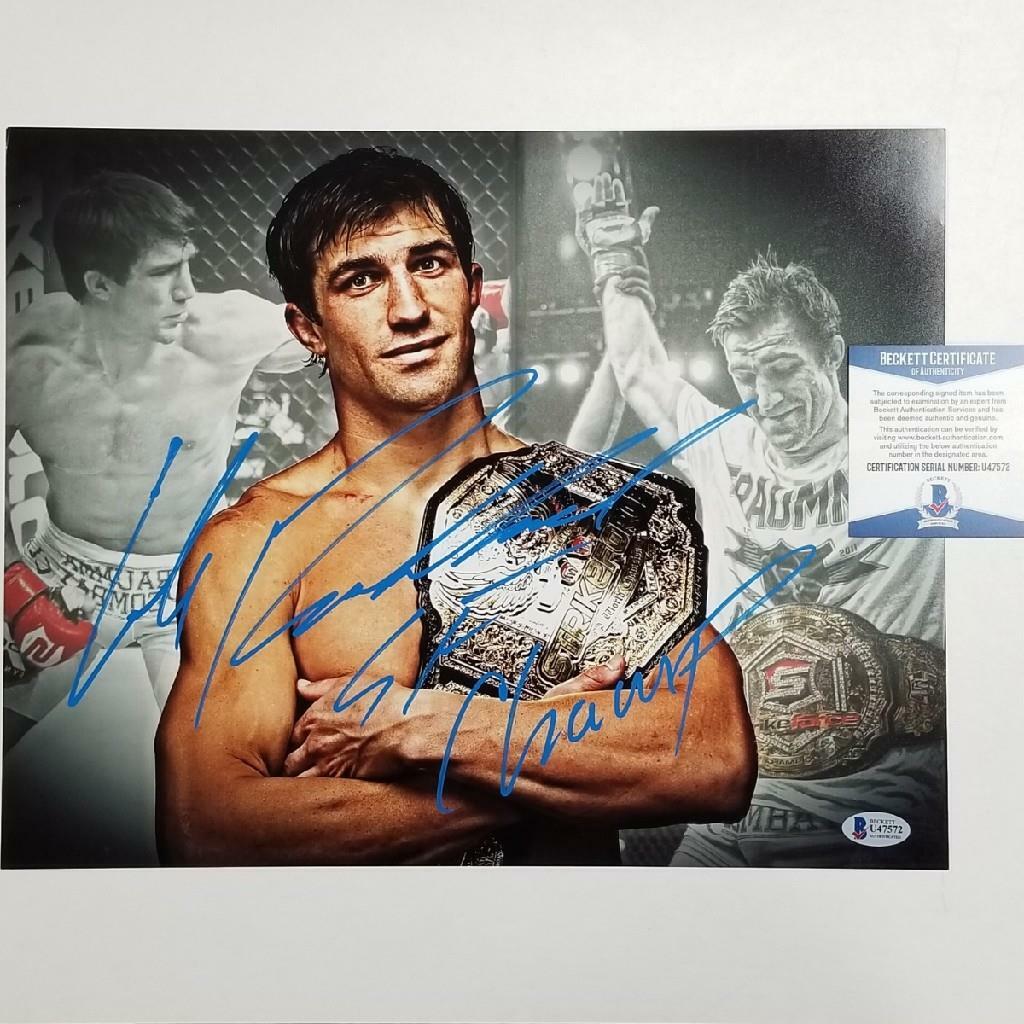 Luke Rockhold signed "Champ" 11x14 Photo UFC MMA Autograph ~ Beckett BAS COA