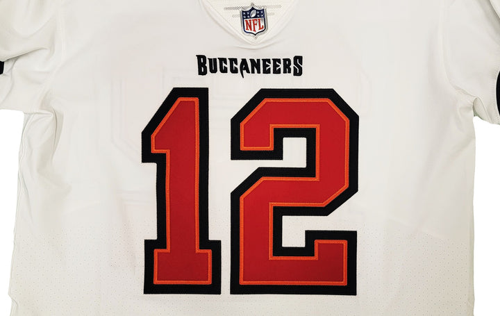 Buccaneers Tom Brady Signed White Nike Elite Jersey Size 44 Fanatics Holo