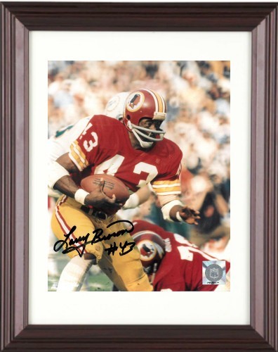 Larry Brown signed Washington NFL Licensed 8x10 Photo Framed - COA/1972 MVP