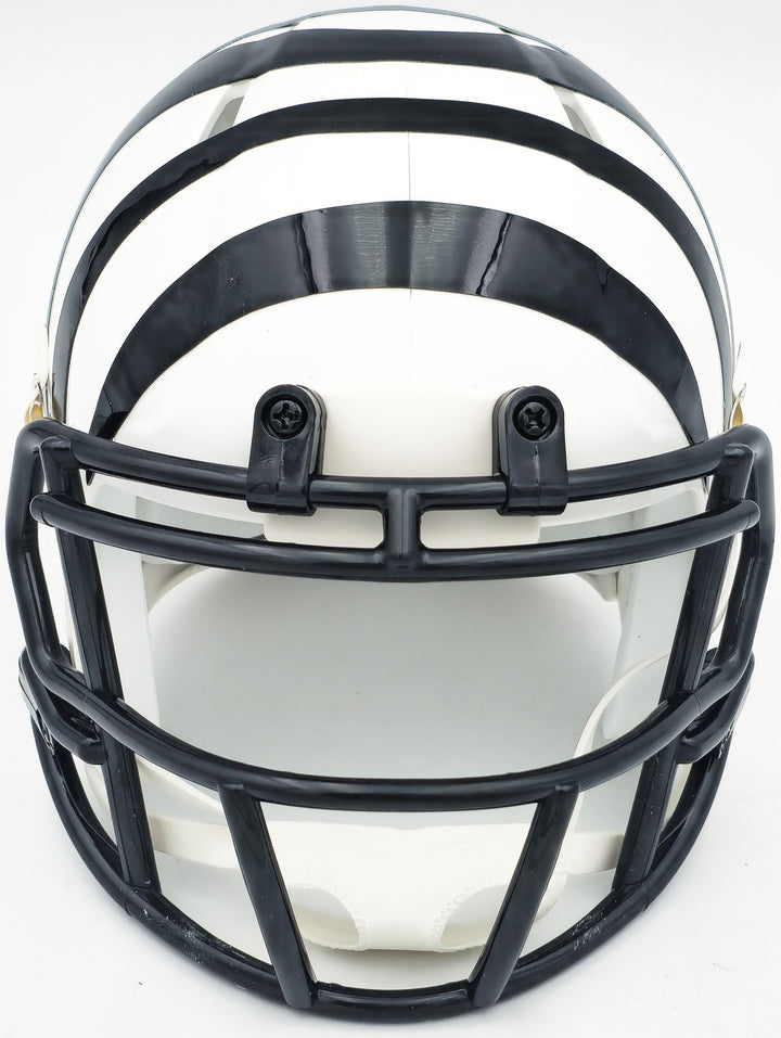 Ja'Marr Chase Signed Bengals White 2022 Alternate Speed Mini Helmet Beckett Wit