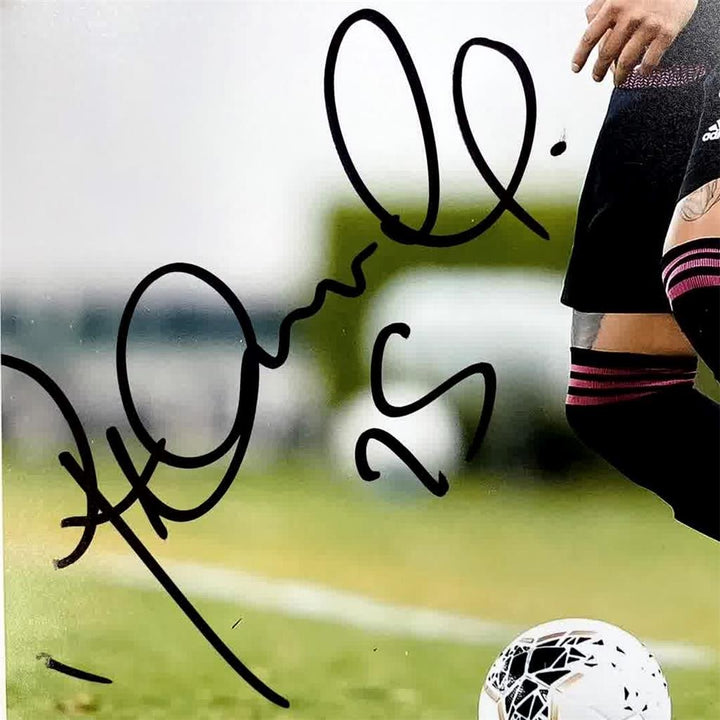 Roberto Alvarado signed Team Mexico 11x14 photo autograph ~ Beckett BAS