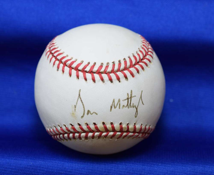 Don Mattingly JSA Cert Signed American League OAL Autograph Baseball